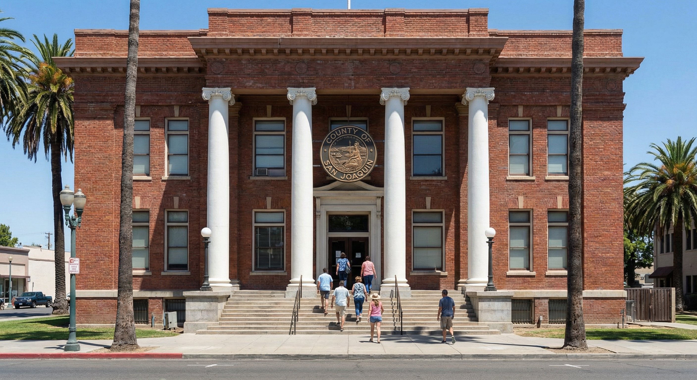 California county courthouse exterior, a common landmark in the state's 58 Superior Court jurisdictions