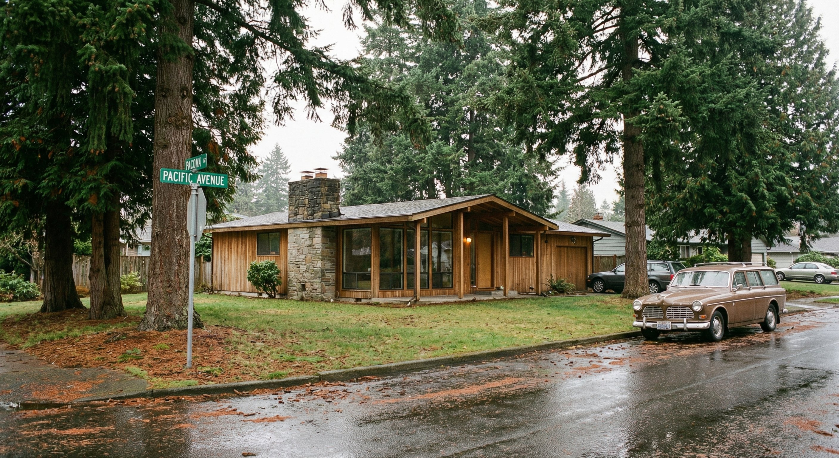 Mid-century modern Pacific Northwest home exterior in Tacoma, Washington